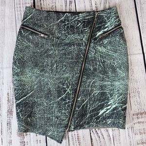 NWT GUESS Asymmetrical Mini Skirt